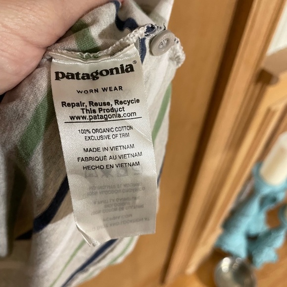 #178- PATAGONIA- Men's Daily Polo - Picture 2 of 4